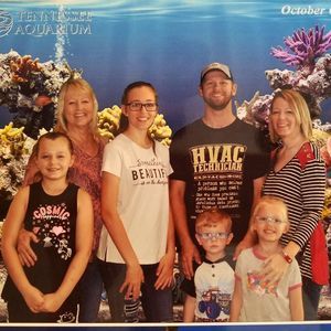 Meet your Posher, Sherry